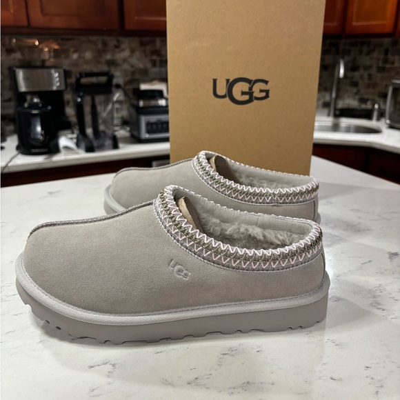 Ugg Tasman Slipper Goat NWT Women Size 6-11 authentic RARE NIB Shoes - Picture 3 of 16